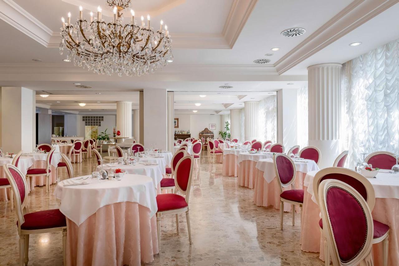 Hotel President Ріміні Екстер'єр фото