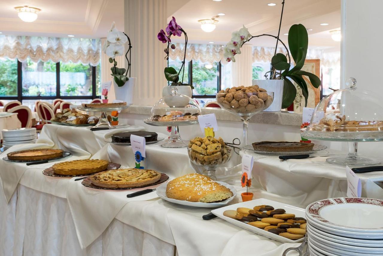 Hotel President Ріміні Екстер'єр фото